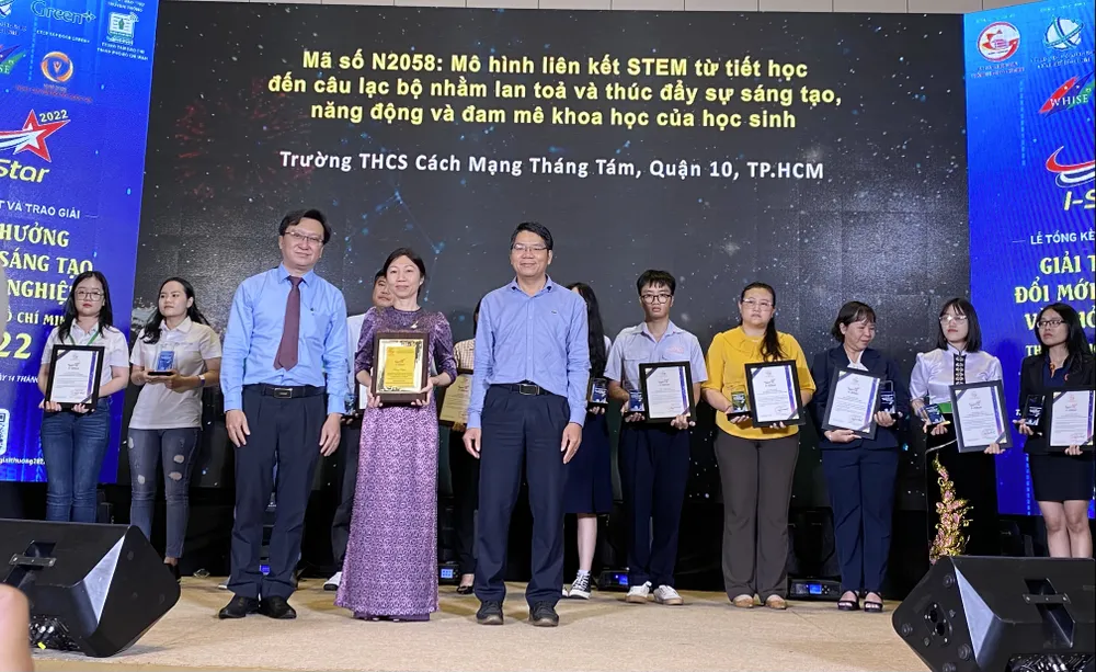 Trao giải thưởng Đổi mới sáng tạo và khởi nghiệp TPHCM năm 2022 ảnh 3