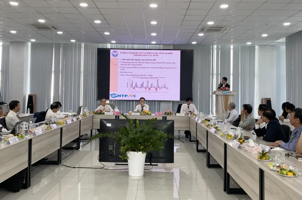 Giải pháp phát triển ngành công nghiệp vi mạch bán dẫn tại Việt Nam ảnh 1