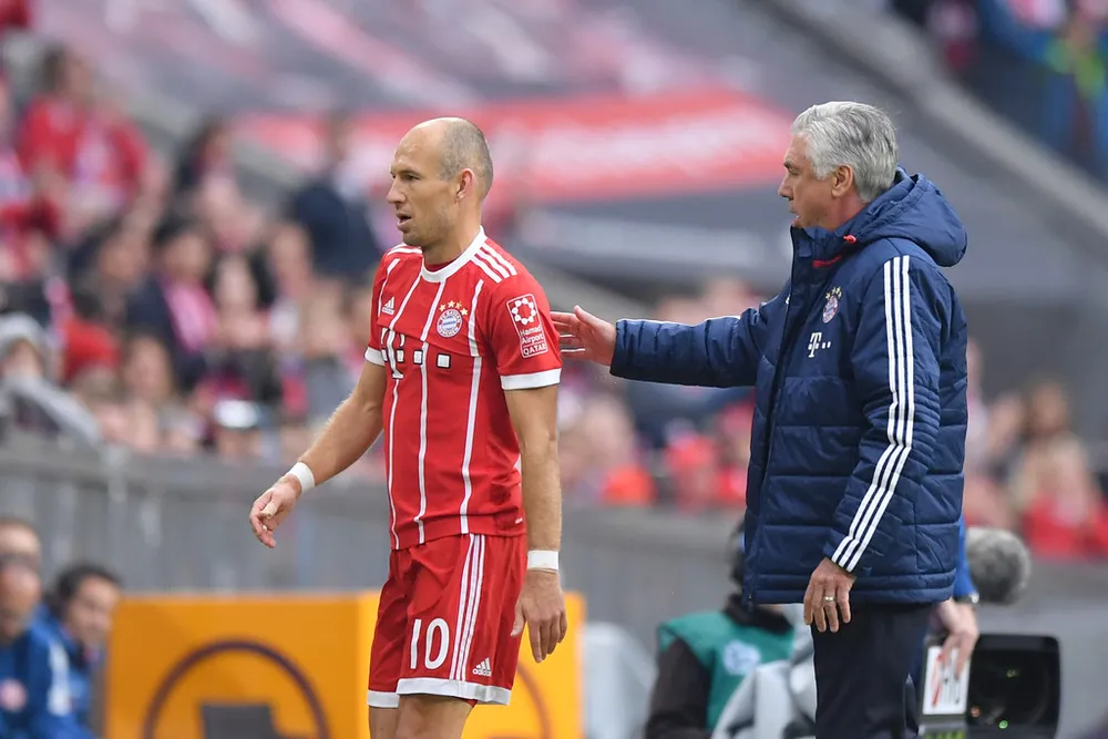 Arjen Robben cũng bị cho là nằm trong số những cầu thủ chống đối Carlo Ancelotti. Ảnh: Getty Images.