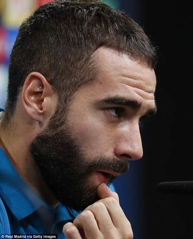Real Madrid lo sốt vó nguy cơ Dani Carvajal đau tim ảnh 1