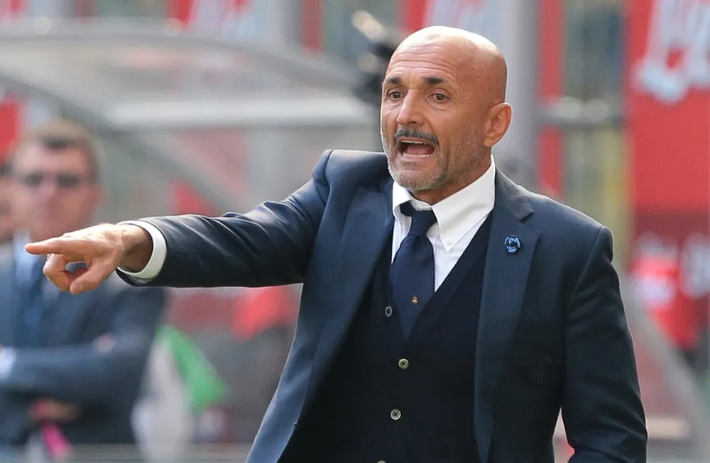 Inter sẽ mua Vidal, Pastore hay Oezil? ảnh 1