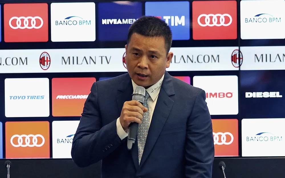 Nhà đầu tư Yonghong Li tiếp quản AC Milan. Ảnh ANSA