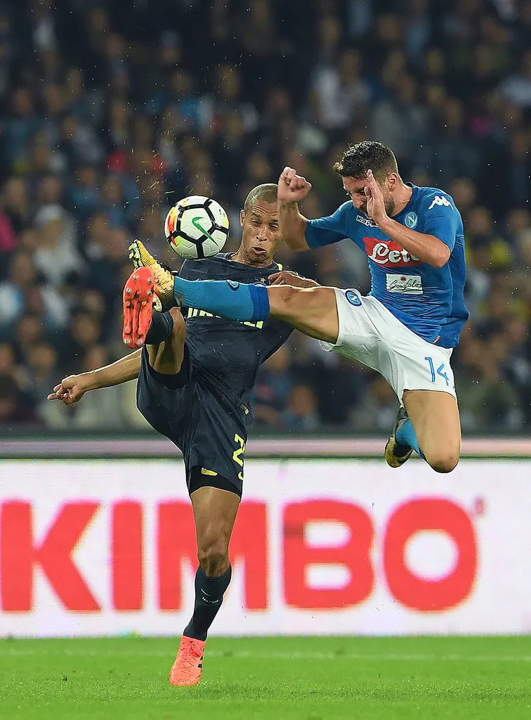 Nín thở dõi theo trận quyết chiến Napoli - Inter ảnh 2