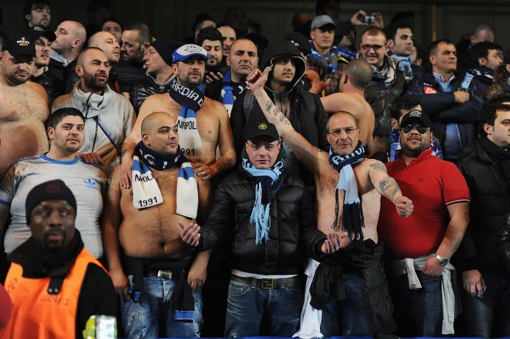 Napoli bị điều tra mối liên kết với Mafia ảnh 1