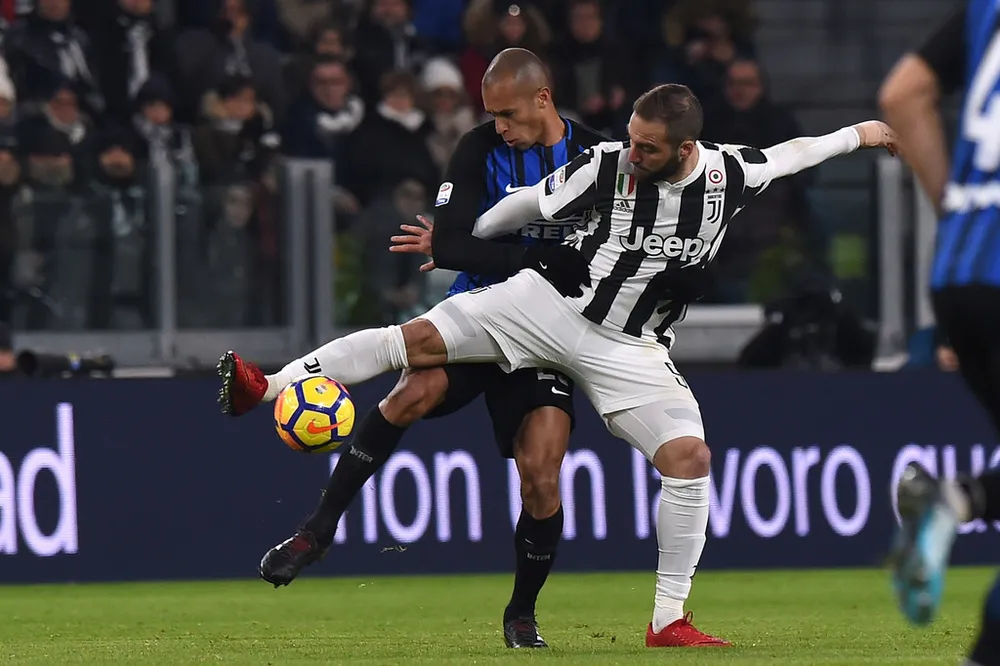 Serie A: Inter đào thoát khỏi Juventus với ngôi đầu bảng ảnh 1
