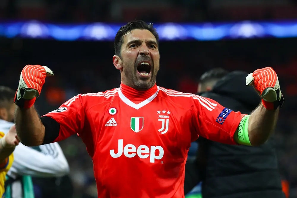 Buffon quyết định giải nghệ ở tuổi 40 ảnh 1