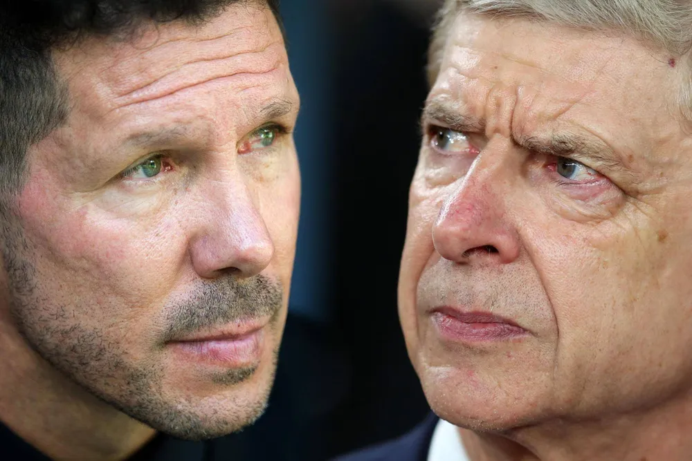 HLV Arsene Wenger (phải, Arsenbal) và Diego Simeone (Atletico Madrid)