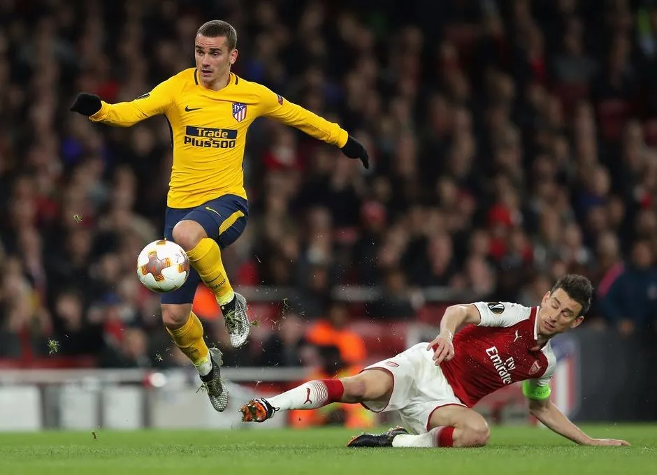 Wenger cam đoan Arsenal sẽ ghi bàn trên sân Wanda ảnh 1