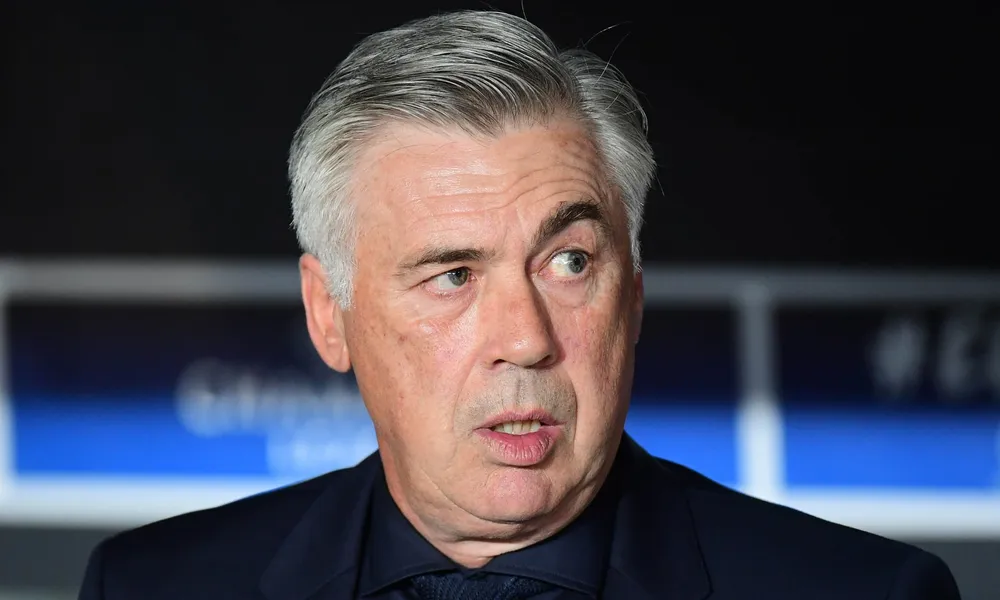 Carlo Ancelotti trở lại Serie A.