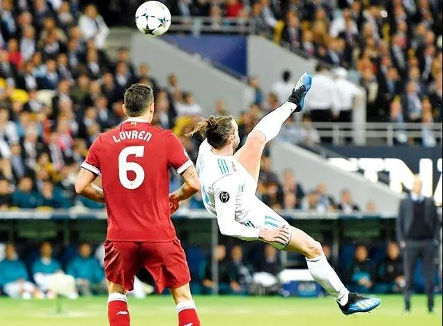 Ronaldo đánh bại Bale để đoạt giải Bàn thắng đẹp nhất mùa giải Champions League ảnh 3