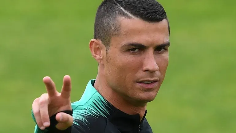 Cristiano Ronaldo tỏ ra rất tập trung khi đến nước Nga.
