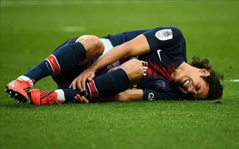 Edinson Cavani va764n chưa biết có hồi phục kịp không