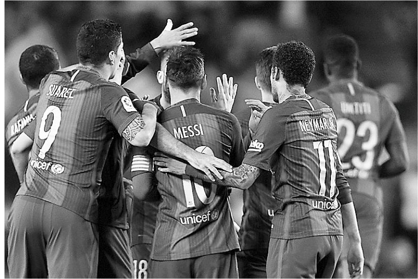 巴塞羅那主場6比1取勝巴黎聖日耳曼。