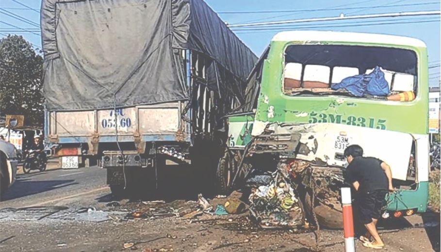 １號國道發生連環相撞事故