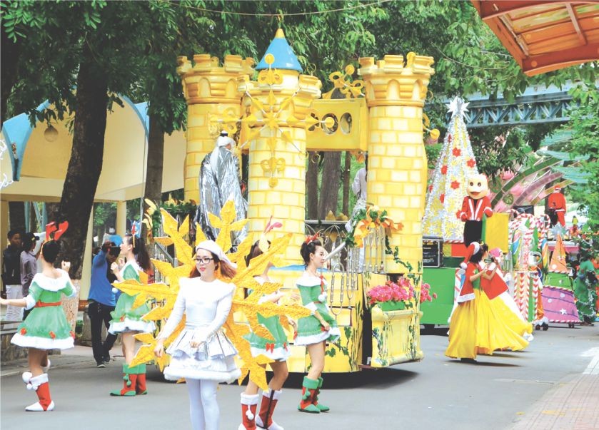 蓮潭公園節日活動豐富。