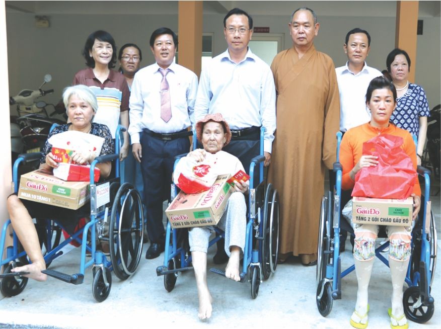 第十一郡表彰“慈善之花” ảnh 1