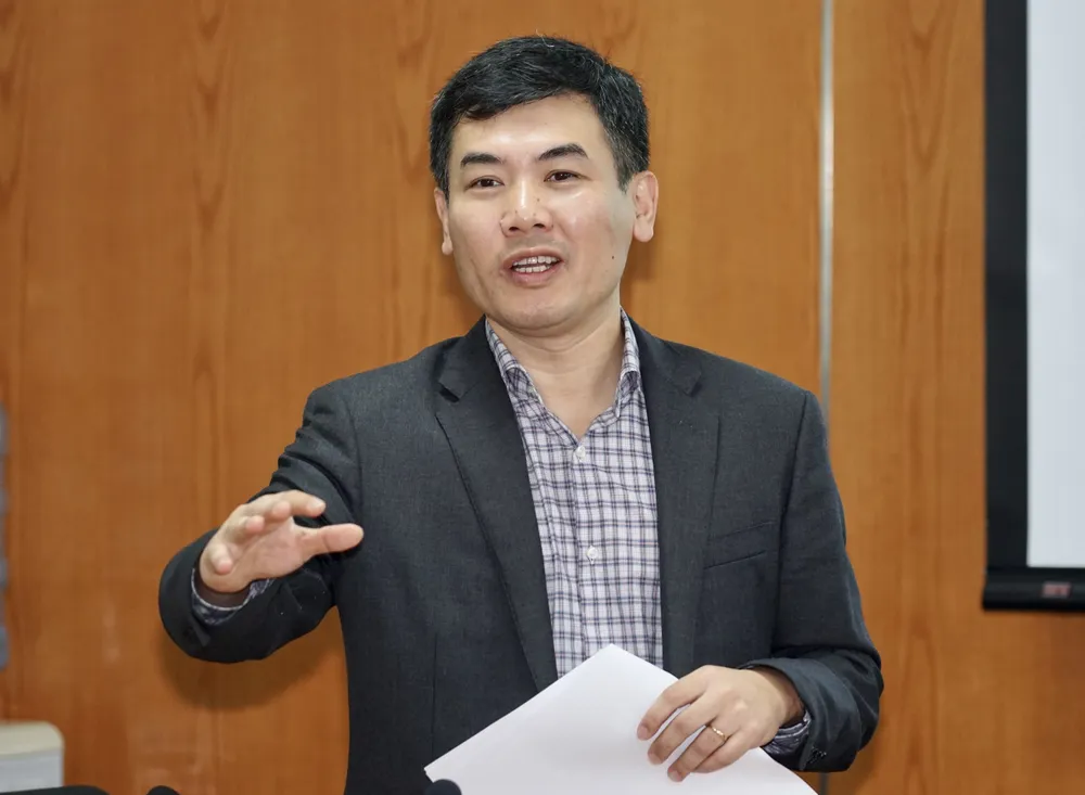 Theo ông Lê Bá Tân, thực tiễn của ngành viễn thông và hạ tầng viễn thông đã thay đổi và chuyển dịch rất nhiều nên Viettel rất ủng hộ việc sửa đổi Luật Viễn thông. Ảnh Hoàng Hùng