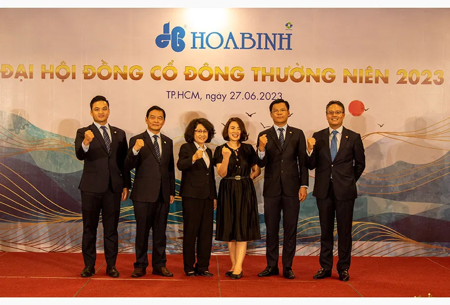 Cổ đông của HBC đã bầu bổ sung thêm 3 thành viên HĐQT nhiệm kỳ 2022-2024 là ông Lê Văn Nam, bà Vũ Thị Hòa và bà Nguyễn Thị Lượt