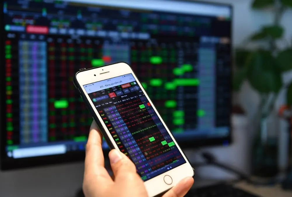 Không cần cổ phiếu ‘vua’, VN Index vẫn tái lập mốc 1.100 điểm 