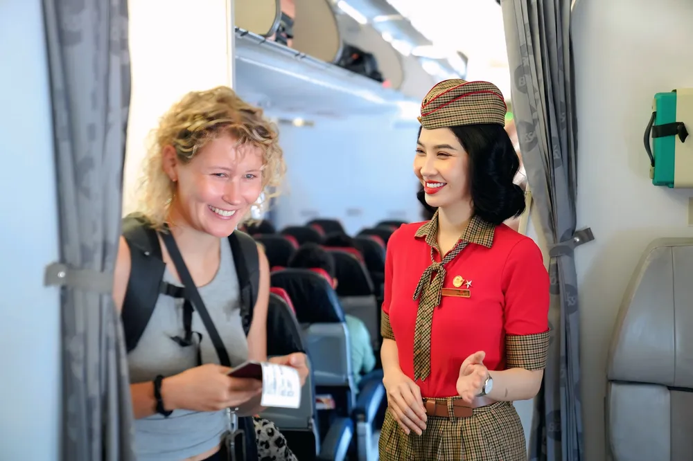 Tiep vien hang khong Vietjet 2.jpg