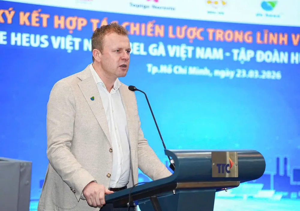 1984826146108124172 (1).jpg