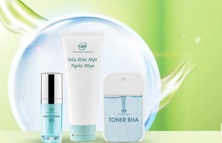 Tiêu hủy hơn 500 sản phẩm của Công ty Mỹ phẩm Việt Hương