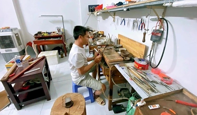 范文宣将真金变成假金的加工厂。