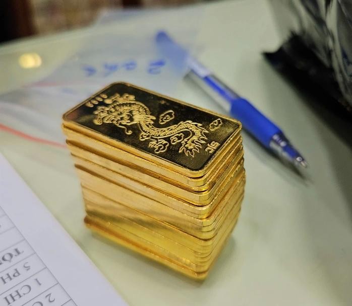 SJC金片价格在自由市场暴跌。