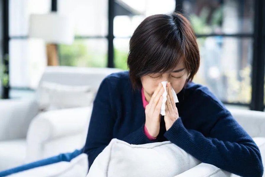 多穿点防感冒？感冒从来不是“冻”出来的！