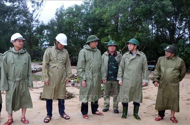 广义省领导检查台风应对工作。