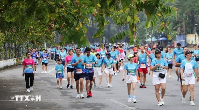 2025年VnExpress马拉松芹苴站现场。