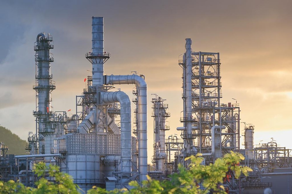 全球石油市场面临史上最严重供应梗阻。