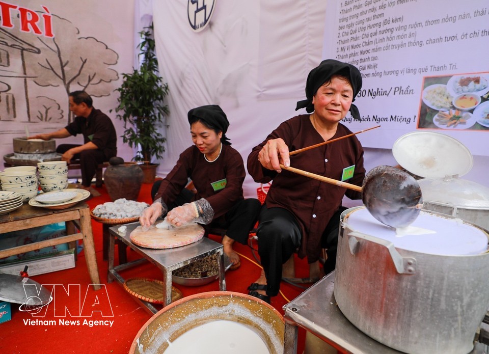 清池肠粉历史悠久，与当地居民生活紧密相连。