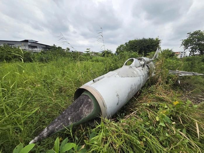 关于被“遗忘”在金瓯省米格-21战斗机的资讯