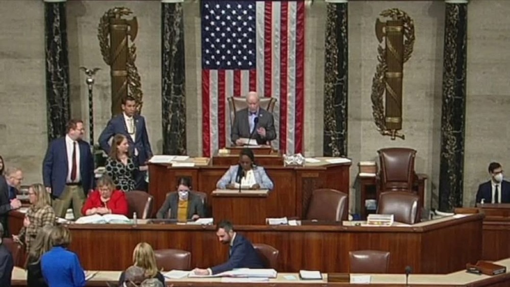  美国众议院否决了由民主党发起要求特朗普总统结束对伊朗战争的决议草案。图：C-SPAN