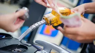 对3家违反燃油储备规定公司处以罚款