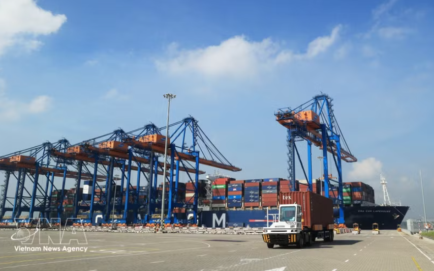 丐密港群所属的吉马林（Gemalink）国际码头。