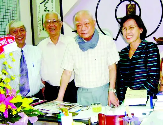 祝贺文化家陈白腾80大寿。图：资料