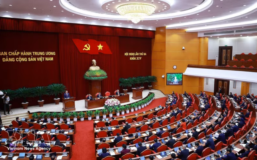 越南共产党第十四届党中央执委会第三次会议隆重开幕。图自越通社
