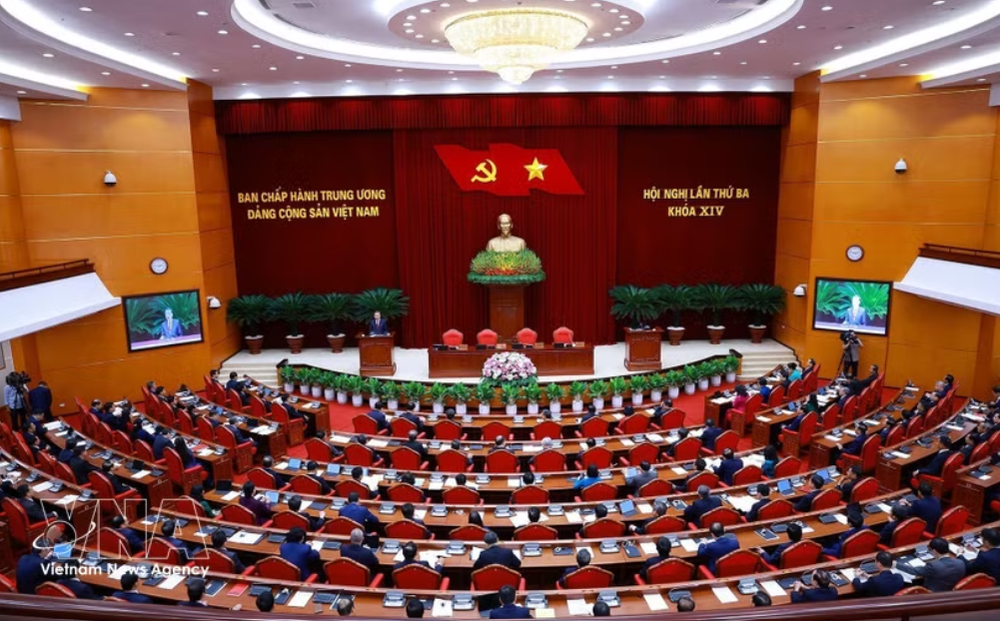 第十四届党中央执委会第三次会议闭幕会现场。图自越通社