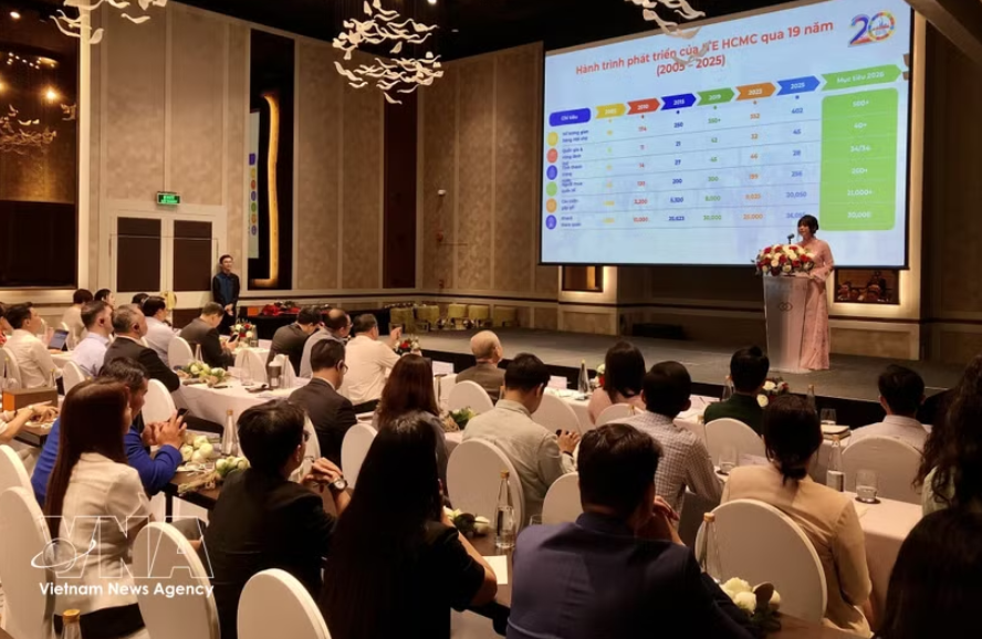 新闻发布会现场。图自越通社