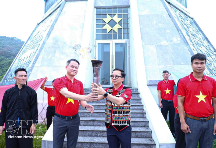 vnanet-potal-khoi-dong-chang-4-hanh-trinh-toi-yeu-to-quoc-toi-nam-2026-tai-dien-bien-8942903-1.png