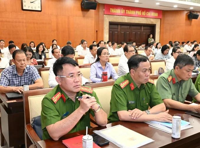 3-1hội-nghị.jpg