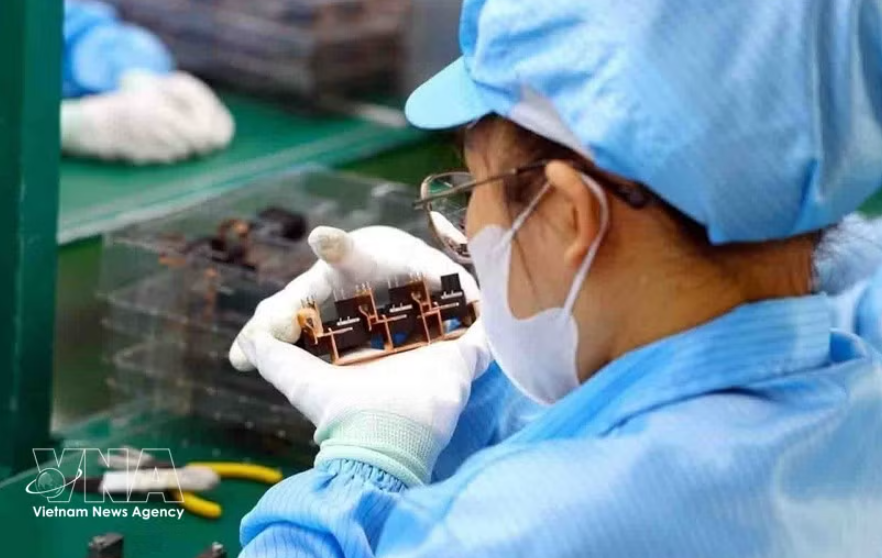 电子元件生产 图自越通社
