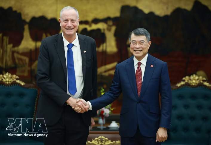 2thu-tuong-tiep-dai-su-israel.png