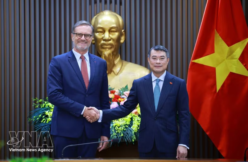 政府总理黎明兴：继续进一步深化越法全面战略伙伴关系