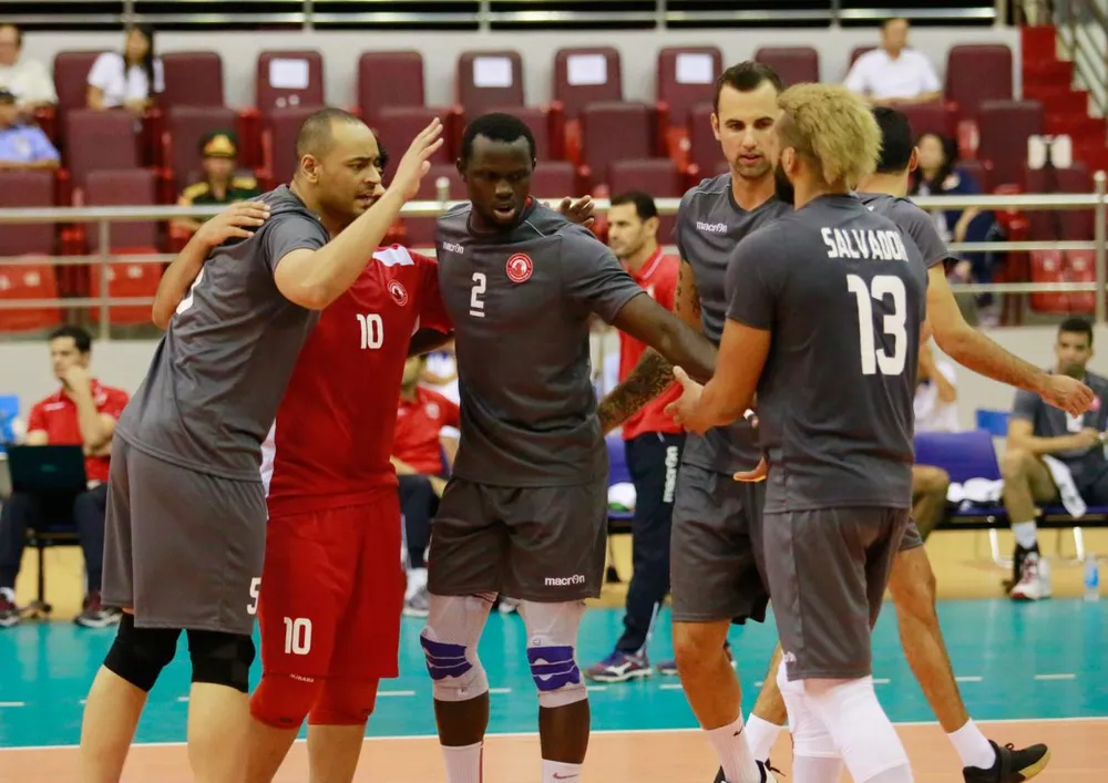 Cúp bóng chuyền các CLB nam châu Á 2017: Việt Nam thua trước đối thủ Qatar ảnh 1