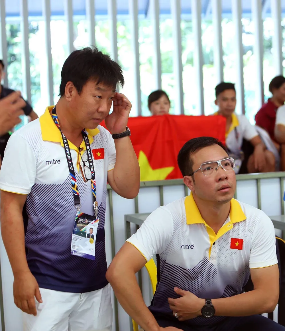 Hoàng Xuân Vinh, Trần Quốc Cường thua sốc nội dung 50m súng ngắn ảnh 1