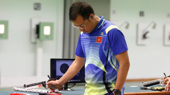 Hoàng Xuân Vinh chỉ đoạt HCB súng ngắn hơi 10m ảnh 1