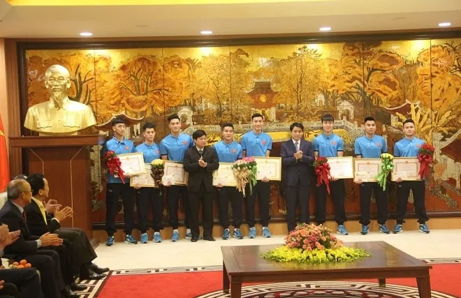 Nhiều địa phương tổ chức mừng công riêng cho tuyển thủ U23 tại quê hương ảnh 1